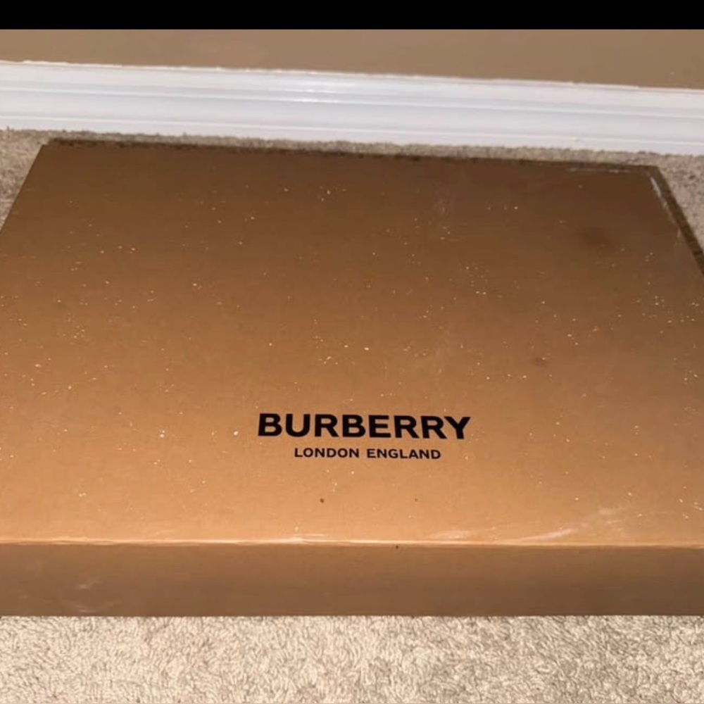 Burberry Rain Boots - Picture 2 of 4